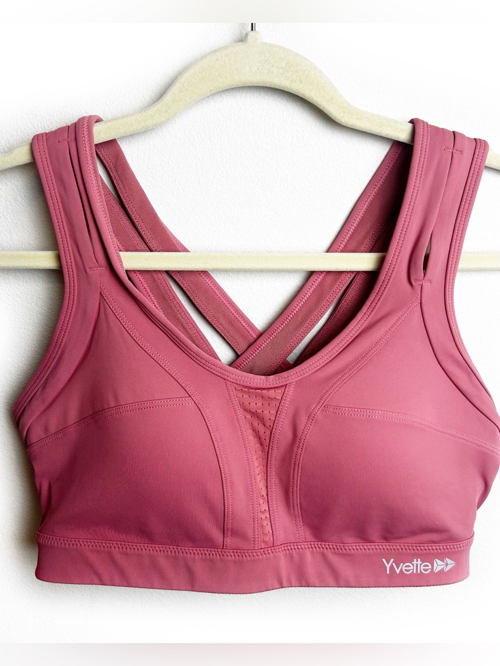 Yvette High Impact cross-cross back sports bra size: L